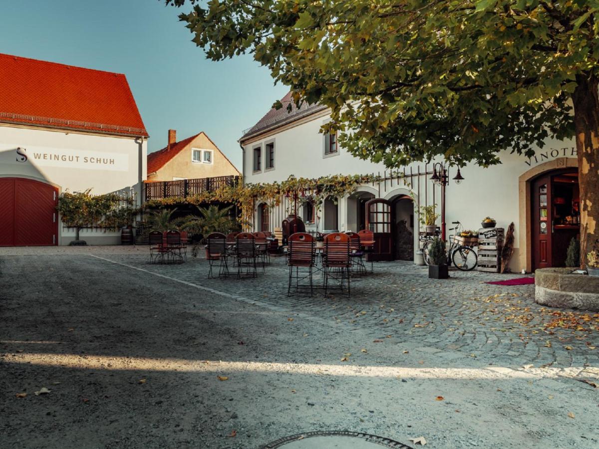 Weingut Schuh - Pension Zur Bosel 코스위그 외부 사진